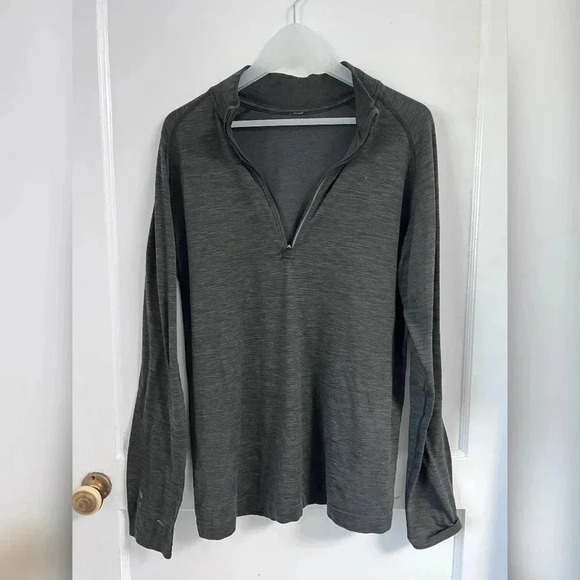 Lululemon Grey Metal Vent Tech Pullover Gray Heather 1/2 Zip Breathable Size M - Picture 1 of 5